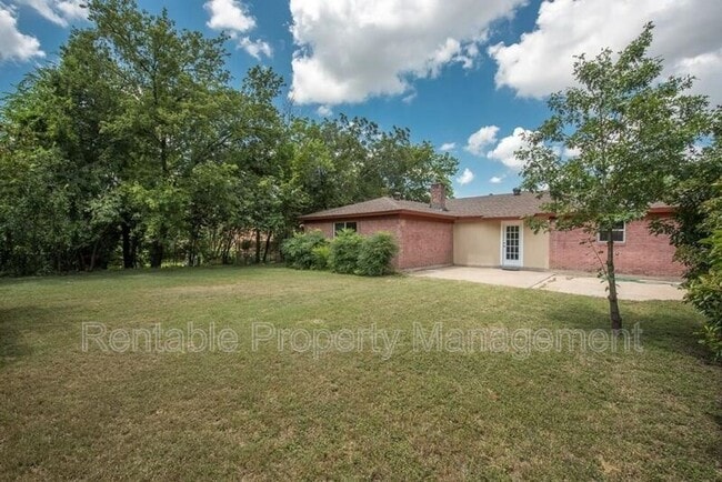 Building Photo - 5209 Rector Ave