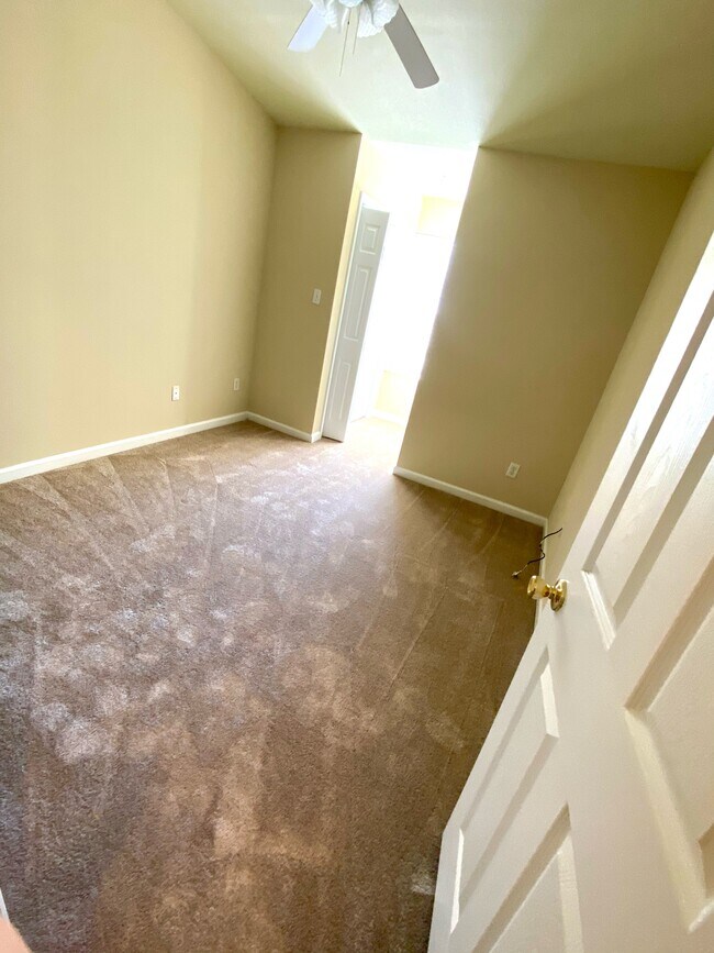 Upstairs Bedroom - 845 W Georgia St