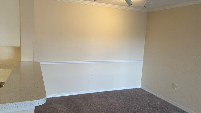 Building Photo - 18001 RICHMOND PLACE Dr