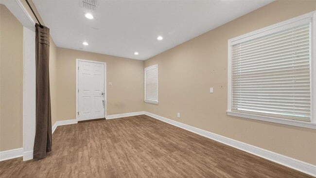 Building Photo - 2914 W T C Jester Blvd