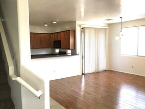 Building Photo - 4 Bdrm + Den, 2.5 ba Two story home, clean...