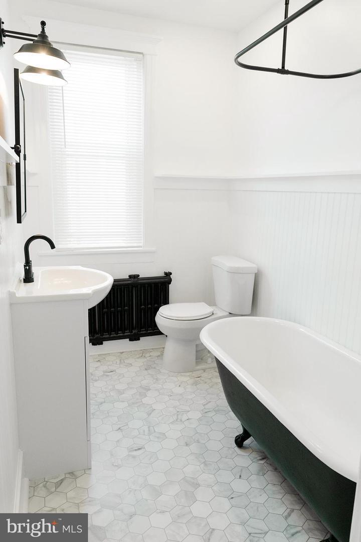 Building Photo - 102 Washington Ave