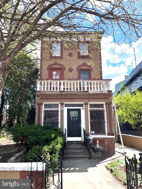 Building Photo - 516 N 2nd St