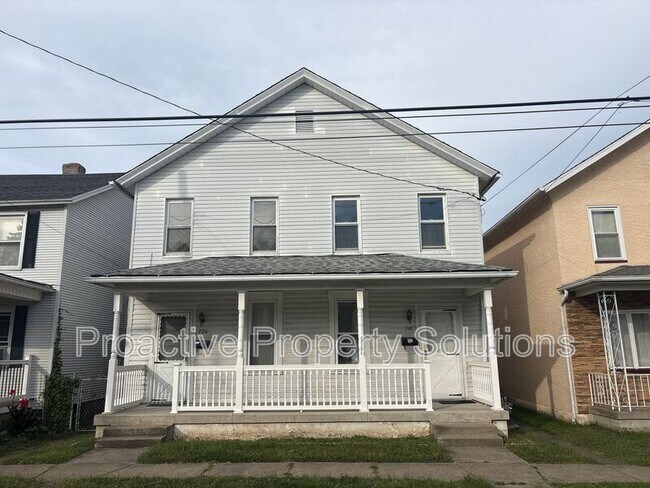 Building Photo - 718-720 Archbald St