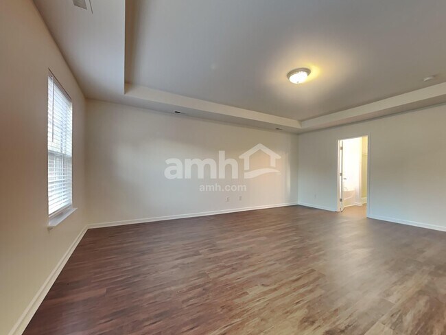 Building Photo - 10524 Dominion Village Dr