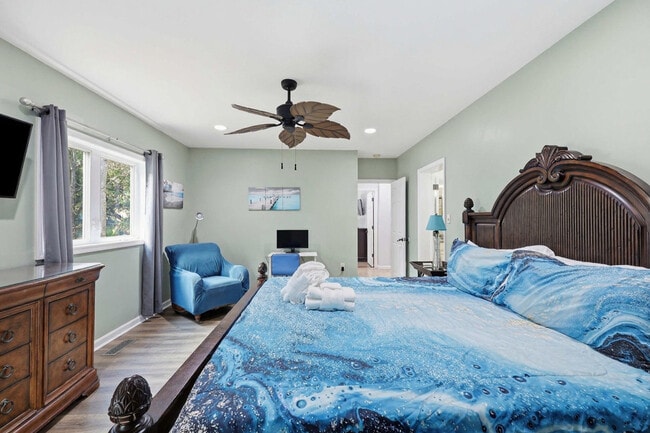 Building Photo - 6 Ibis St