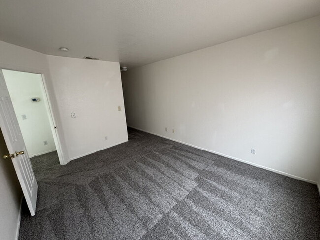 Building Photo - 8036 Laurena Ave
