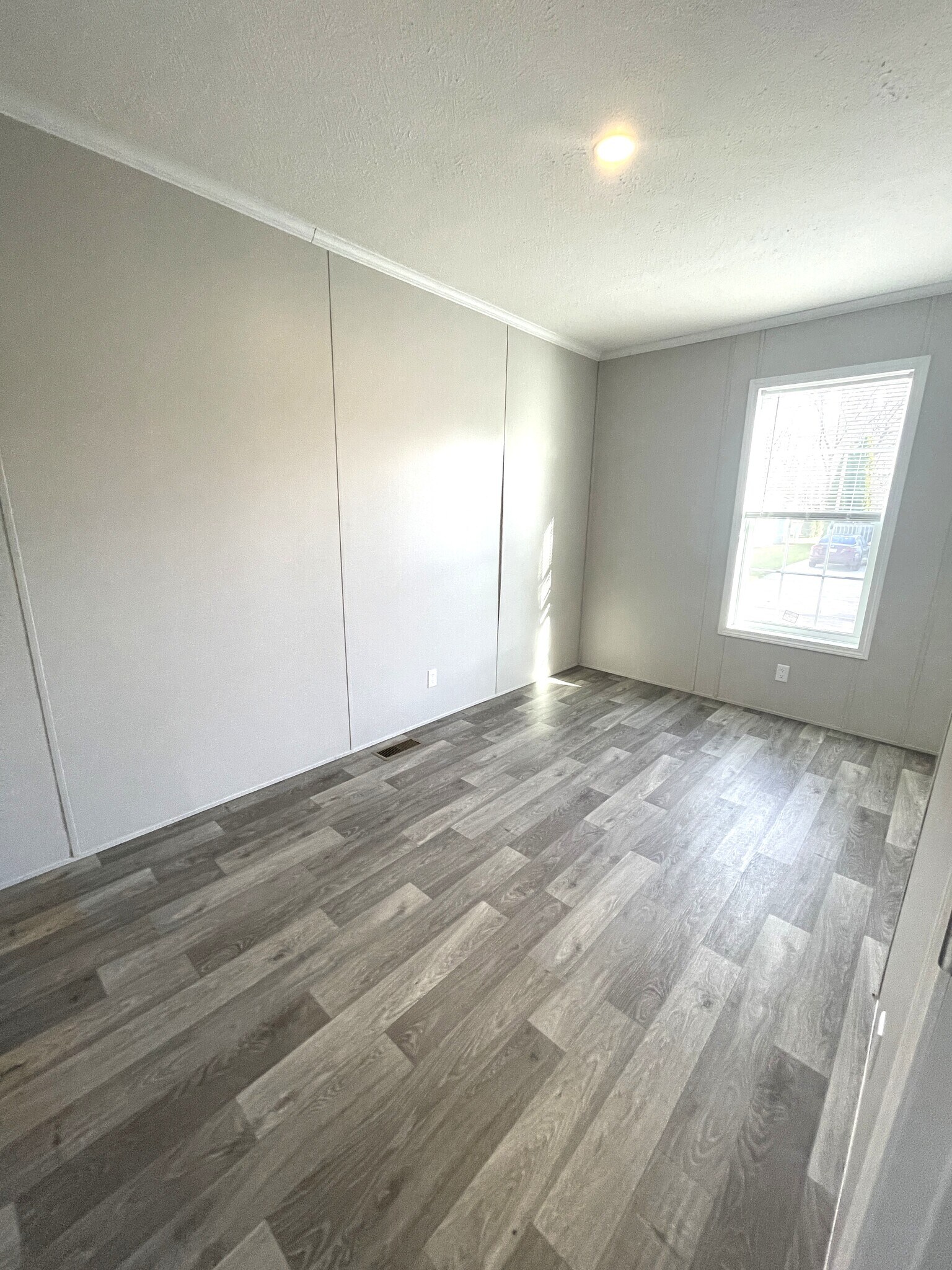 Building Photo - 49 Bellwood Dr