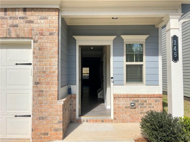 Building Photo - 145 Bryon Ln