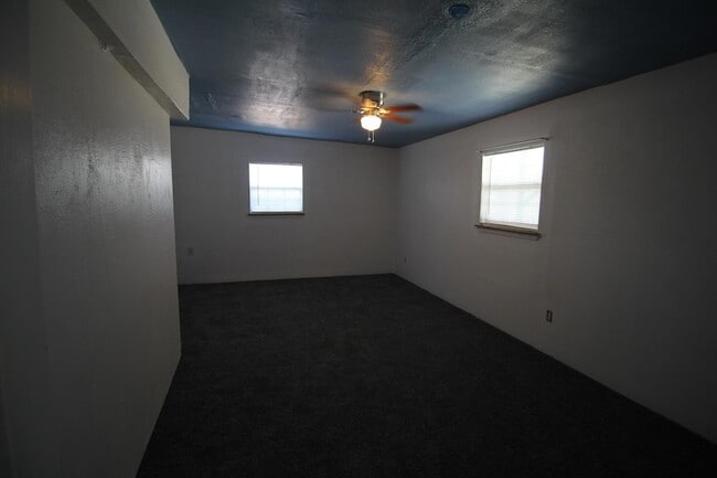 Building Photo - 8606 Gateway Blvd