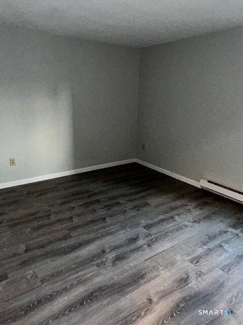 Building Photo - 7 Padanaram Rd