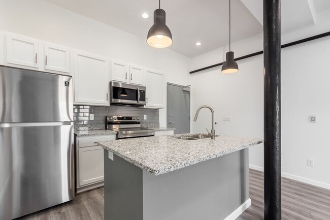 Building Photo - The Residences at 218 E Main St