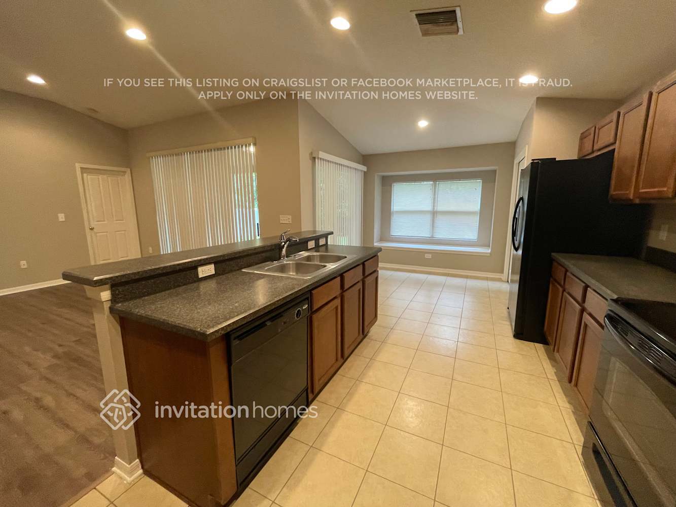Building Photo - 13030 Old Florida Cir