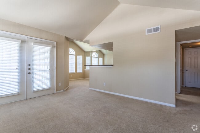 1BR, 1 BA - 802SF - Ashford Remington