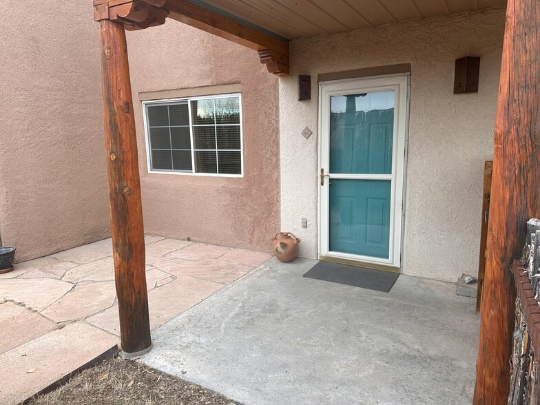 Building Photo - 2210 Miguel Chavez Rd