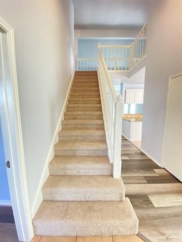 Building Photo - 4150 Briar Hill Dr