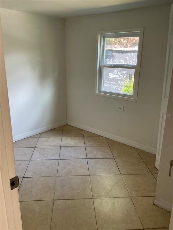 Building Photo - 3495 Forest Dr