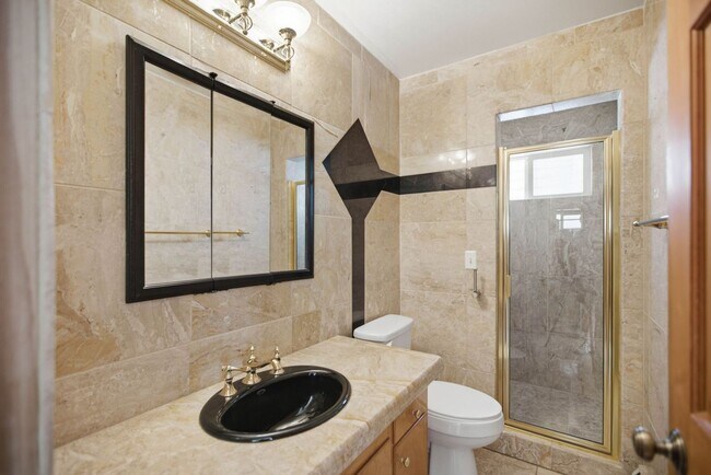 Building Photo - Spacious 4 Bed 2.5 Bath Home with Panoramic Views in Magnolia