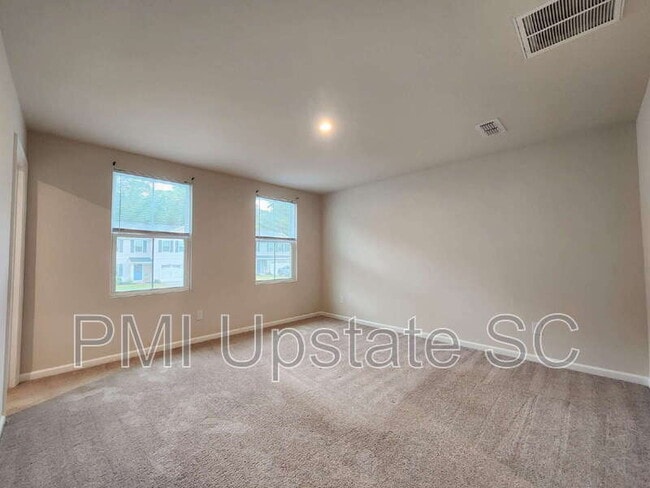 Building Photo - 236 Lily Park Way