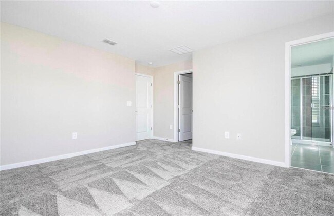 Building Photo - 13890 Title Wy