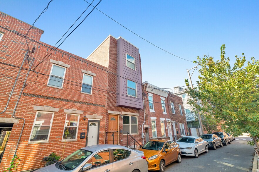 Building Photo - 1310 S Opal St