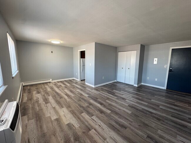 Living room corner - 109 S Main St