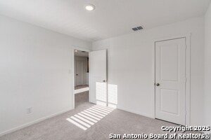 Building Photo - 3335 Gingham Pt