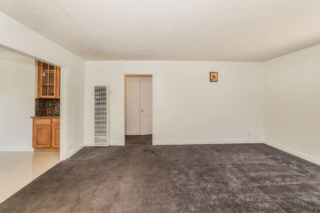 Building Photo - 2810 Devon Way