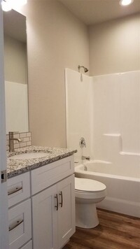 Building Photo - Beautiful Home By Esmeralda Golf Course