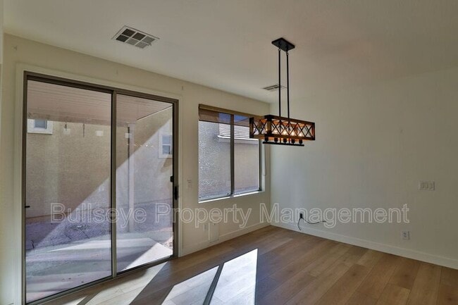 Building Photo - 2863 S Arroyo Ln