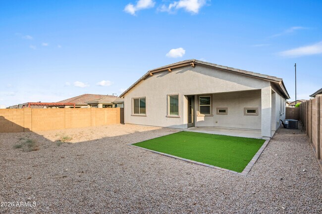 Building Photo - 19568 W Rancho Dr