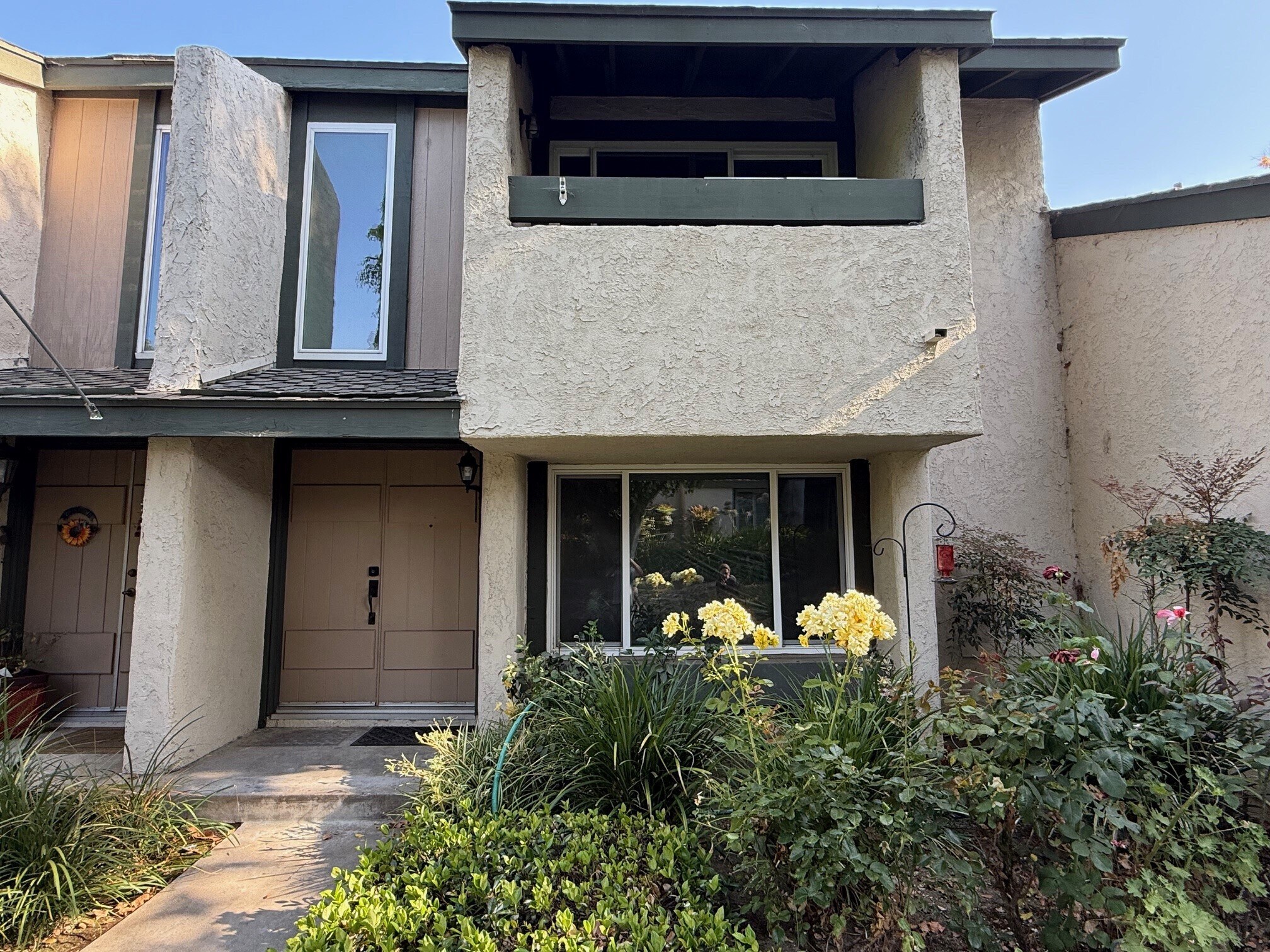 Building Photo - 1587 Gatewood Ct