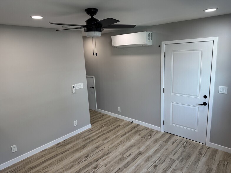 Living Room - 2428 Denver St