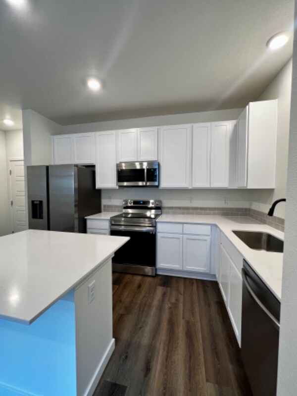 Building Photo - 209 Cardinal St