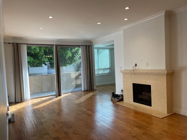 Building Photo - 1509 Greenfield Ave