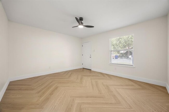 Building Photo - 1008 Wilks Ave