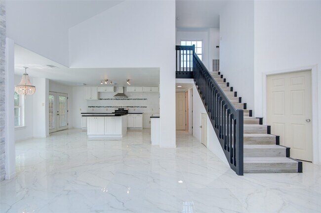 Building Photo - 4427 Waterfall Way