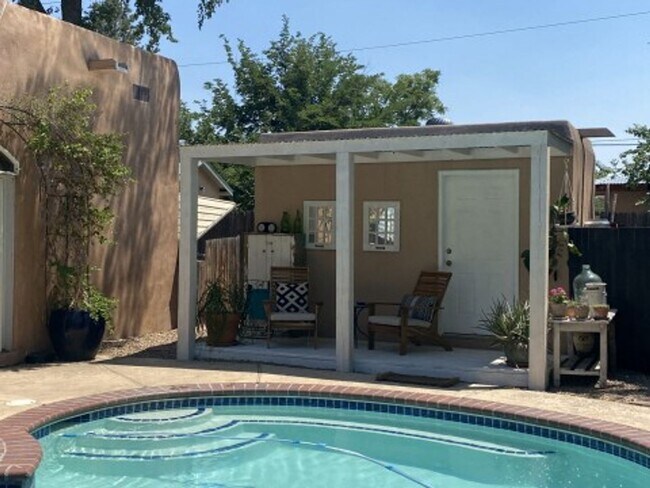 Building Photo - Classic New Mexican Adobe Retreat in the Heart of Los Ranchos