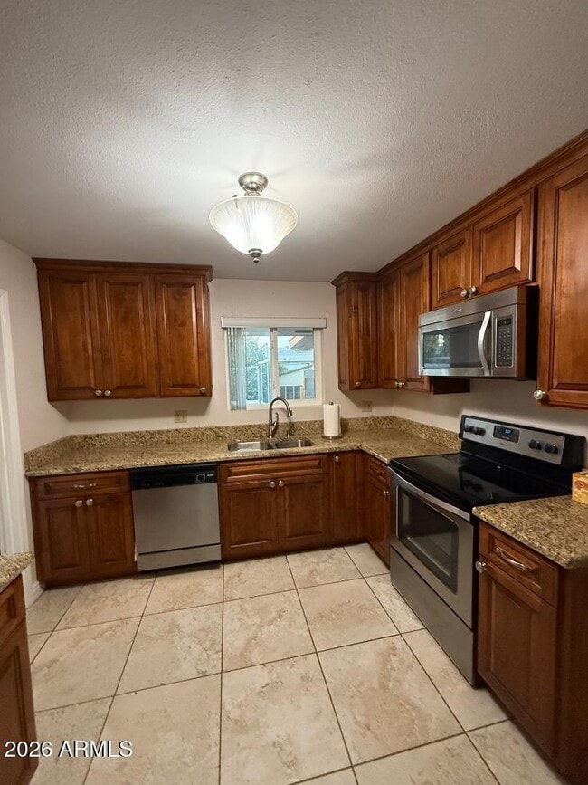 Building Photo - 6618 E Ellis St