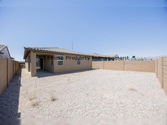 Building Photo - 16870 W Las Palmaritas Dr