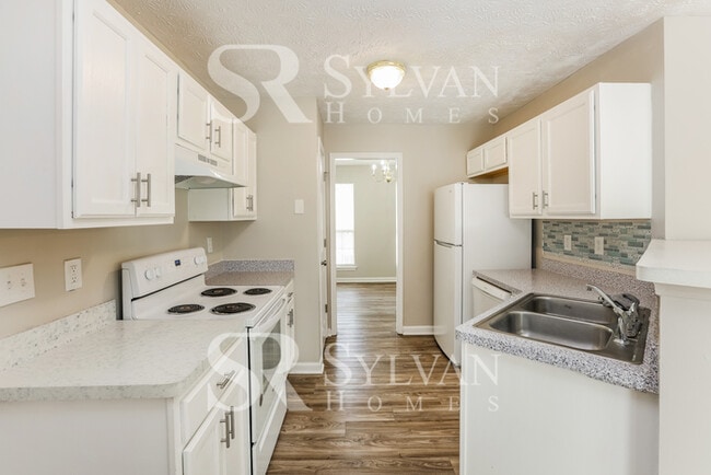 Building Photo - At Last, This Is What You Have Been Searching For!