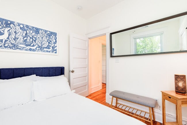 Building Photo - 3971 Juniata St