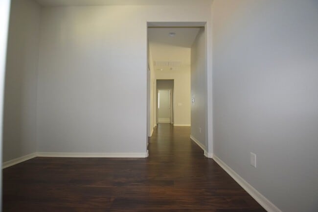 Building Photo - Beautiful Cooley Station Bungalow, 3 bed 2.5 bath with loft