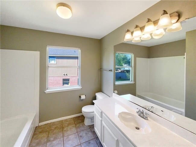 Building Photo - 1703 Amber Skyway Cove