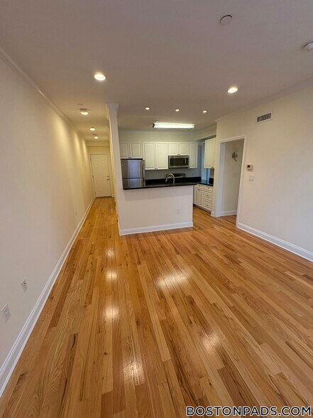 Building Photo - 1 Chauncy St