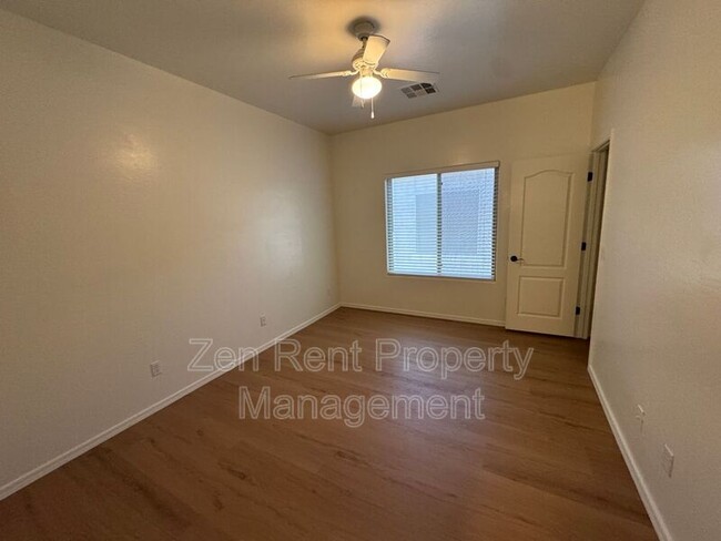 Building Photo - 29058 N Cactus Cir