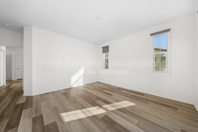 Building Photo - 1708 Cal Orchid Pl