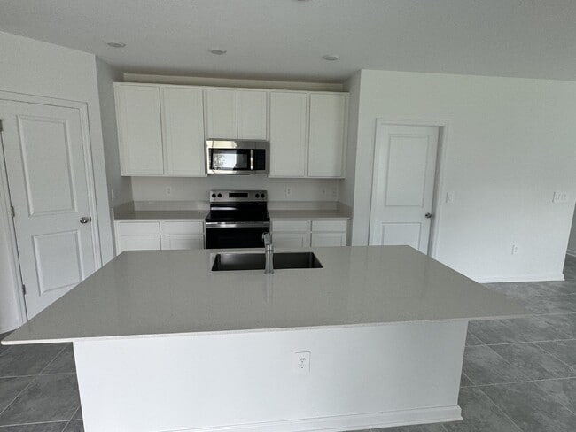 Building Photo - 2166 Aquifer Ln