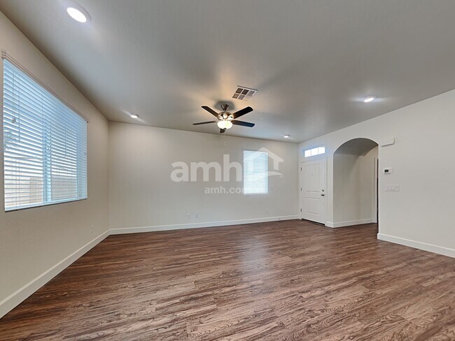Building Photo - 1714 Viaggio Ave