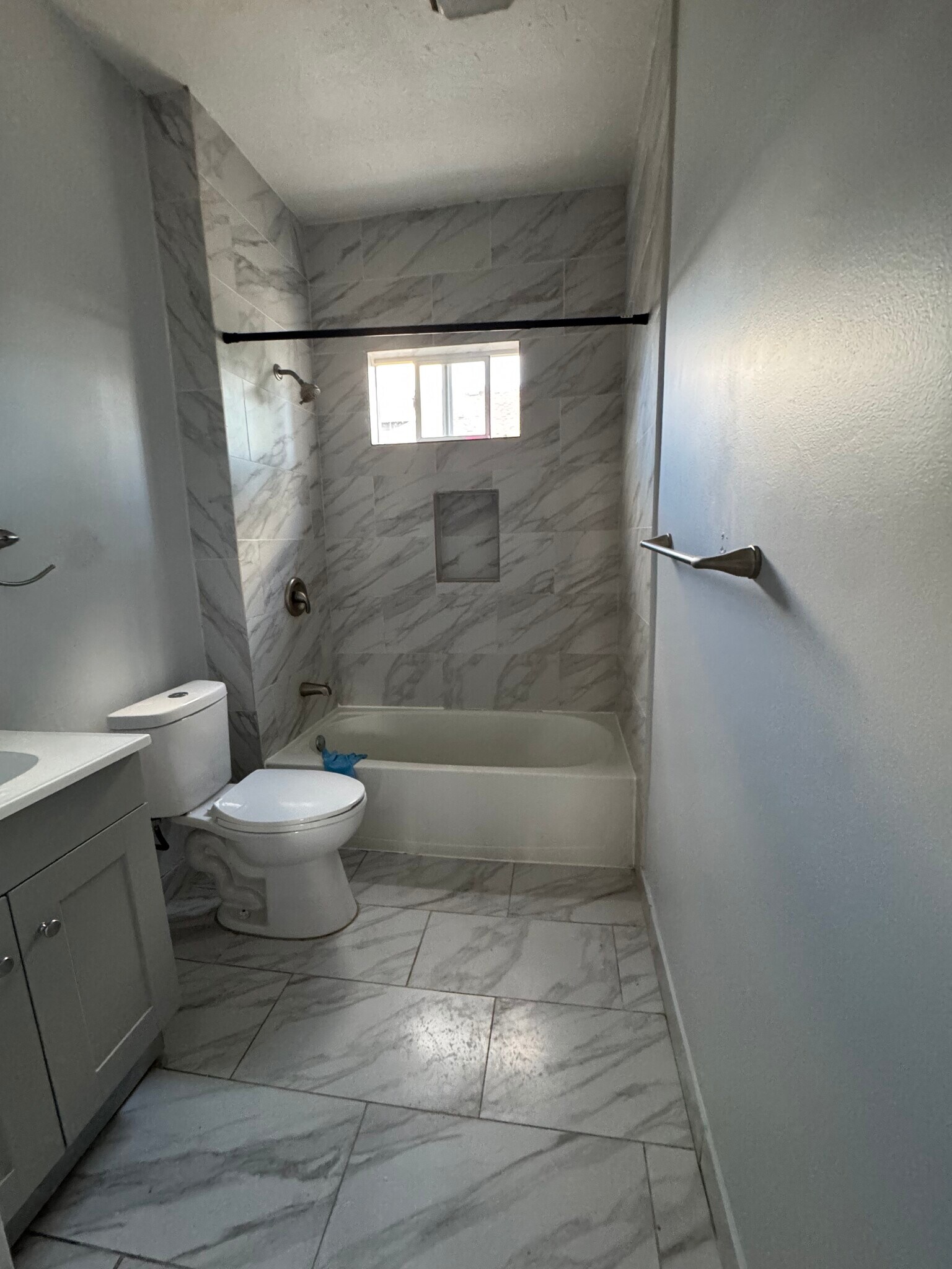 Building Photo - 103 French Ave